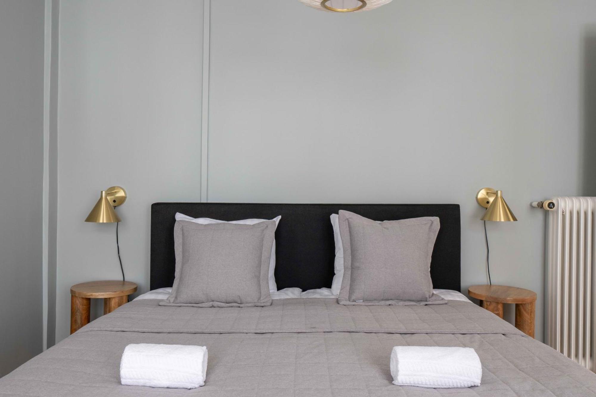 Spacious Tivoli Gardens Apartment W 3 Bedrooms Копенгаген Экстерьер фото