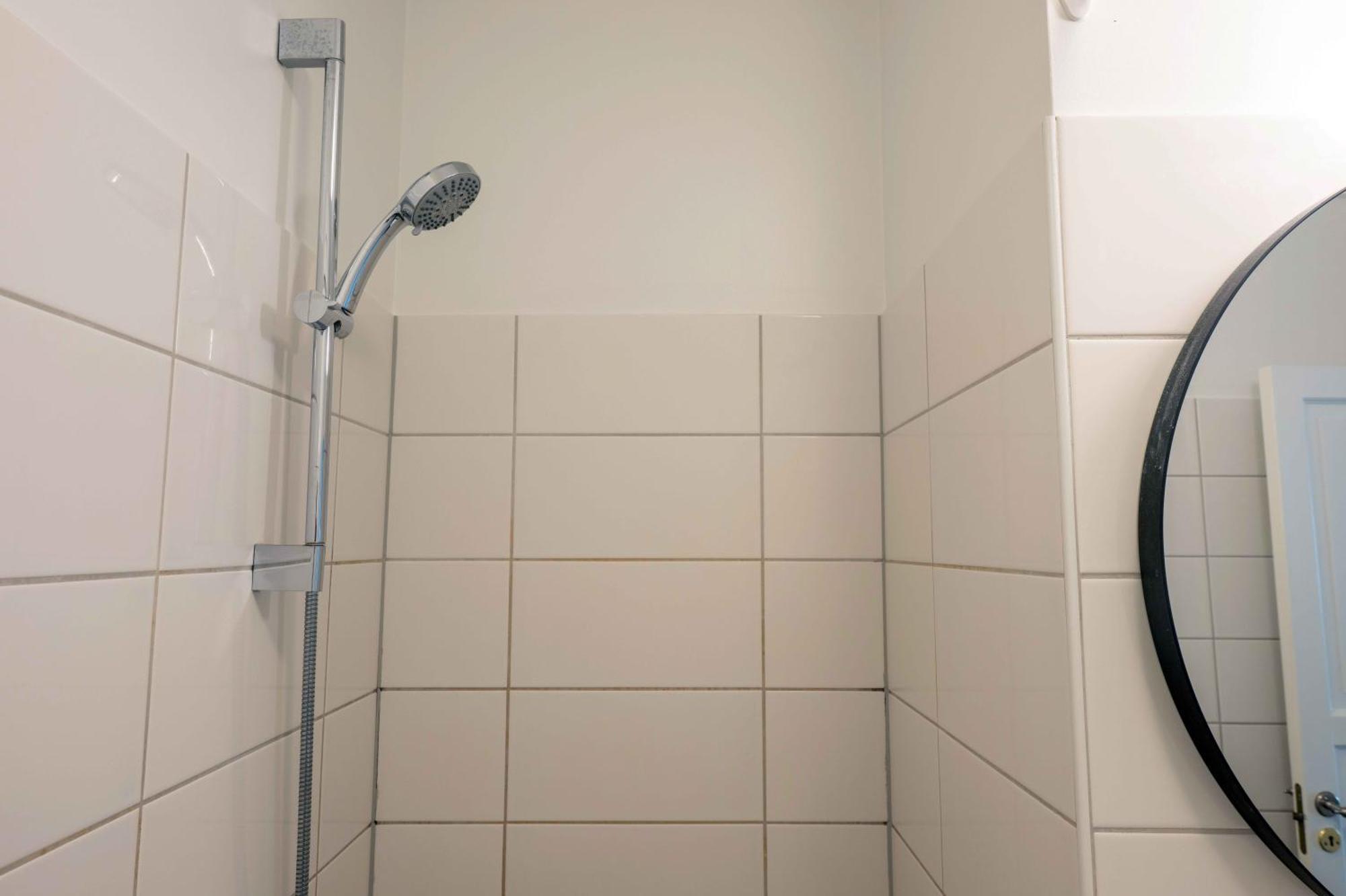 Spacious Tivoli Gardens Apartment W 3 Bedrooms Копенгаген Экстерьер фото